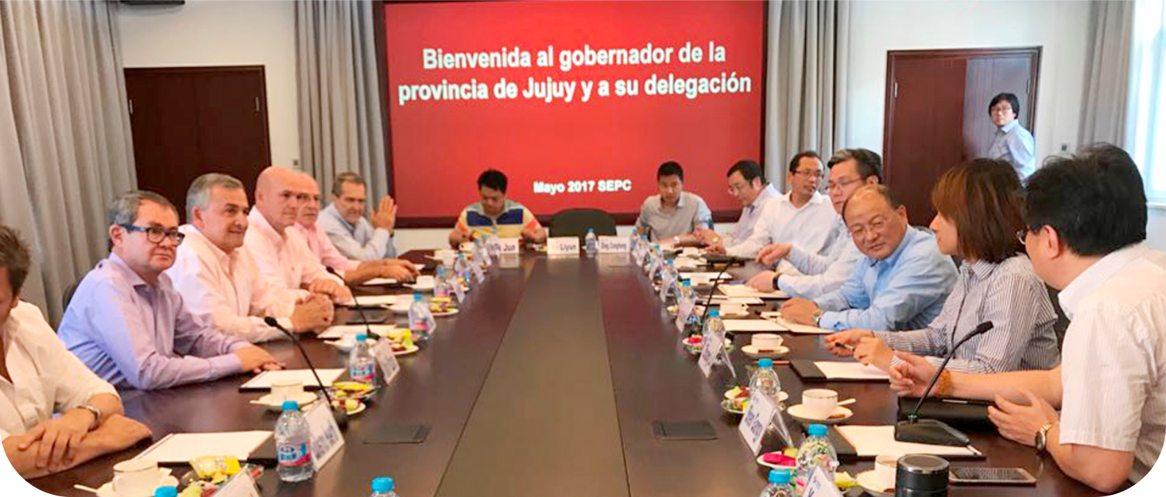eje 10_portada_Empresas chinas en Jujuy_gm